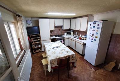 Casă cu 5 camere cu Teren 4365 Mp în Vidra - 6