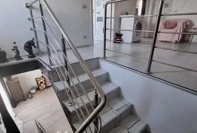 A 35 Proprietarul vinde casa amenajata ,mobilata ,utilata ,nou , Margineni Bacau, 90 mp cu teren - 20