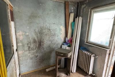 Apartament 2 camere, zona Vest Ploie?ti, etaj 2 4 - 3