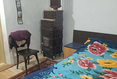 Casă cu 6 camere în Central - 2