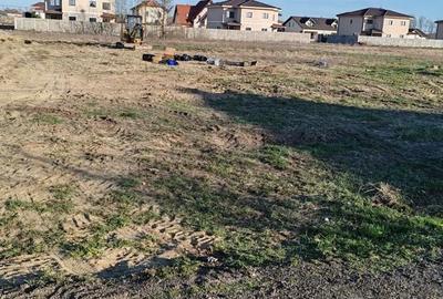 Teren de 5493 mp, în Moșnița Nouă