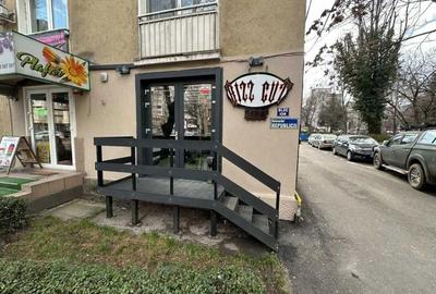 Spațiu comercial, de 43 mp, în Central - 12