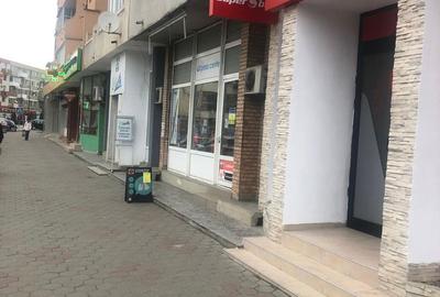 Spațiu comercial, de 83 mp, în Central - 2