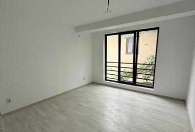 Triplex bine compartimentat, 5 camere si loc de parcare Triplex bine compartimentat, 5 camere si loc de parcare - 15