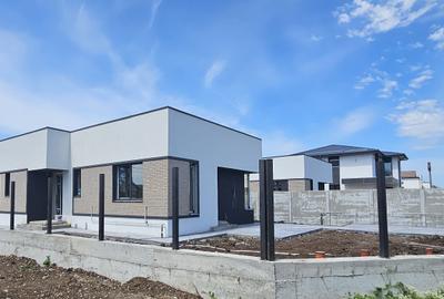 Casă individuală cu 4 camere cu Teren 429 Mp în Berceni - 3