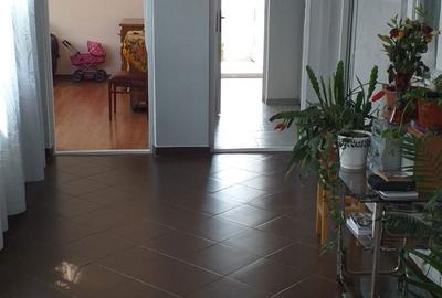 Casă cu 4 camere în Corbu - 7
