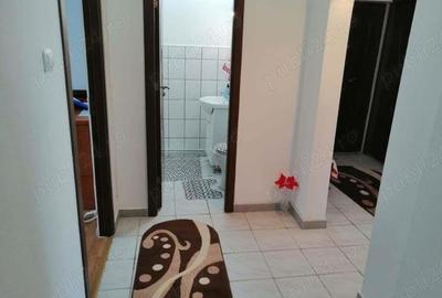 Apartament cu 3 camere in Poiana Campina - 8