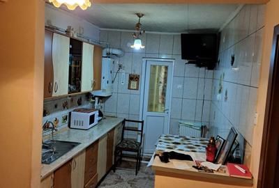 Apartament cu 3 camere decomandat în Exterior Vest - 3