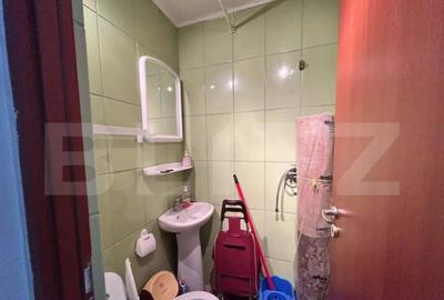 Apartament cu 3 camere decomandat în Micro 16 - 17