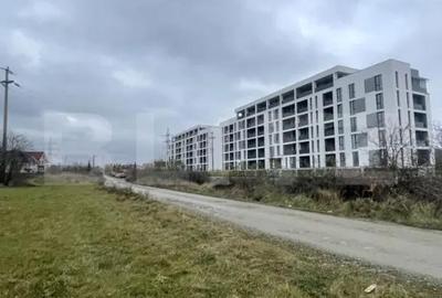 Teren de 2760 mp, în Central - 3