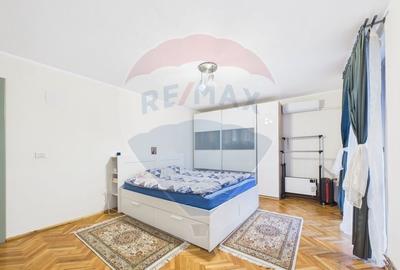 Casă cu 7 camere cu Teren 605 Mp în Snagov - 8