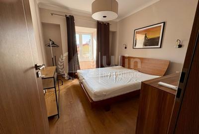 Casă individuală cu 10 camere semidecomandat cu Canalizare în Andrei Mureșanu - 24