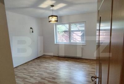 Casa deosebita cu 3 camere si spatiu comercial in Sangeorgiu - 9