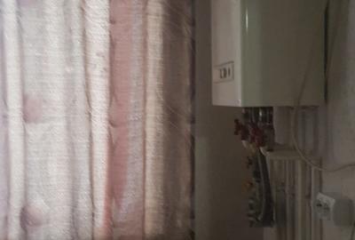 Inchiriez aprt targu carbunesti 850roni - 5