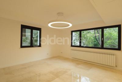 Vila cu 8 camere | zona linistita | 300mp Vila cu 8 camere | zona linistita | 300mp - 2