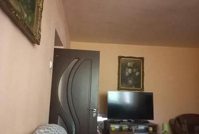 Apartament cu 3 camere semidecomandat în Central - 5