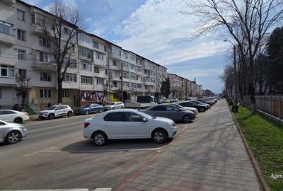 Spatiu comercial central la strada circulata