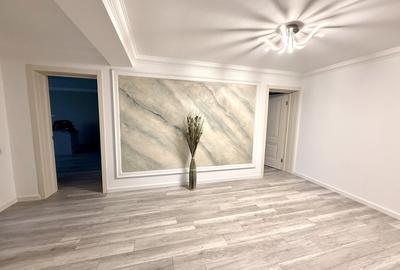 Casă cu 8 camere cu Teren 560 Mp în Central