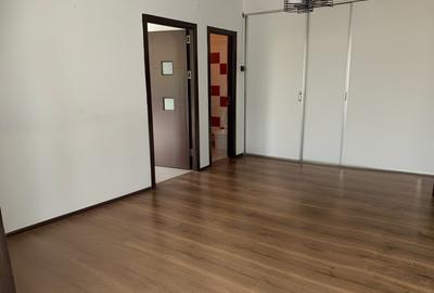 De vanzare - Apartament Metrou Universitate - 3