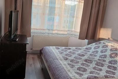Apartament cu 4 camere semidecomandat în Beclean - 6