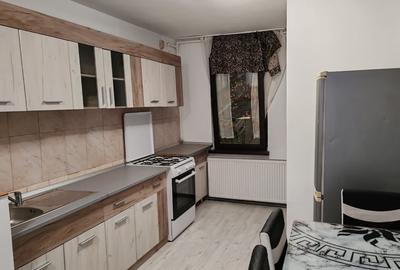 Apartament 3 camere, de inchiriat - 2