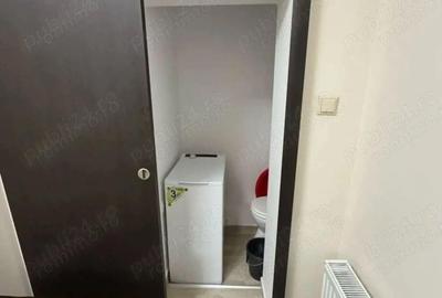 Apartament cu 3 camere decomandat în Parcul Carol
