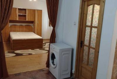 Garsonieră decomandată în Central - 2