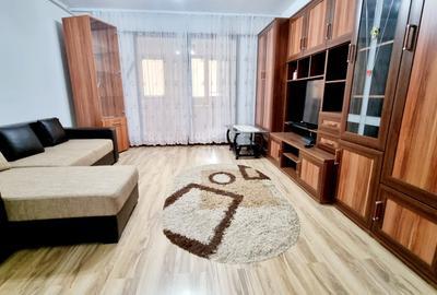 Apartament cu 2 camere decomandat, mobilat în Central