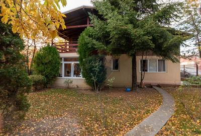 Casa - Vila de vanzare cu 5 camere Valenii de Munte - Strada Bratocea