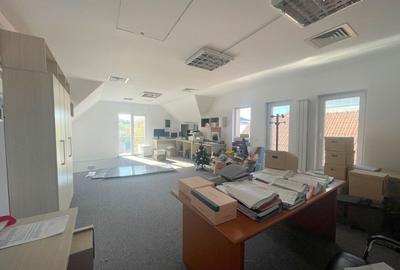 Spațiu de birouri / clinică de vanzare - 30