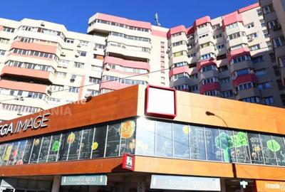 Apartament cu 3 camere semidecomandat în 1 Mai - 1
