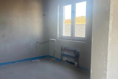 Casă cu 4 camere cu Teren 420 Mp în Central