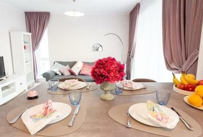 Apartament cu 2 camere decomandat în Tractorul