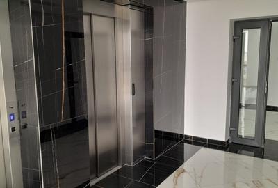 Penthouse cu 5 camere decomandat, mobilat în Nufărul - 2