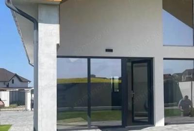 Casă cu 4 camere cu Teren 400 Mp în Central - 3