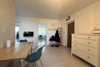De închiriat - 3 camere decomandat, renovat recent, în zona Popa Șapcă - 14