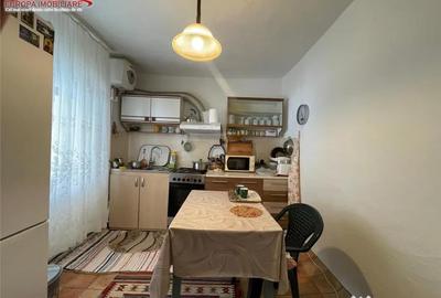 Casă cu 3 camere cu Canalizare în Niculițel - 9