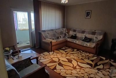 2 cam decomandat Steaua spatios 56mp Centrala gaz Mobilat Utilat