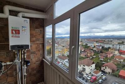 Vanzare apartament 2 camere, situat in Targu Jiu, Aleea Plopilor - zona 9 Mai - 3