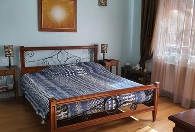 Casă cu 6 camere cu Teren 500 Mp în Central - 3