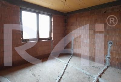 Simnic: casa la rosu, 3 variante de cumparare! Simnic: casa la rosu, 3 variante de cumparare! - 5