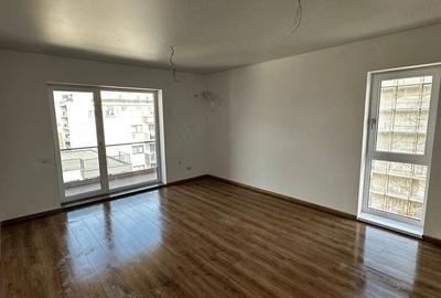 Apartament cu 2 camere semidecomandat în Metalurgiei - 3