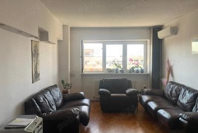 Apartament cu 3 camere decomandat în Ultracentral
