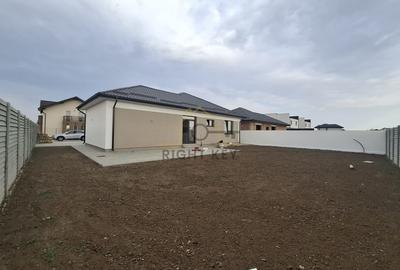 Casa parter, 4 cam, 120mpu, 500mp teren! Finisaje premium! Comision 0% Casa parter, 4 cam, 120mpu, 500mp teren! Finisaje premium! Comision 0% - 3