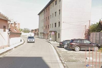 Apartament cu 3 camere decomandat în Central - 1