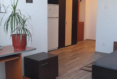 Vitan , garsoniera , 7 minute metrou Dristor, bloc mixt, libera - 2