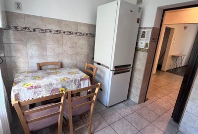 Apartament cu 3 camere decomandat în Micro 16 - 3