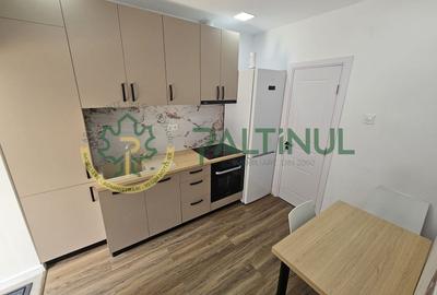 Apartament cu 2 camere semidecomandat în Central - 1