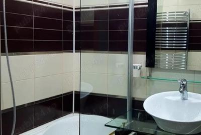 Apartament cu 2 camere decomandat în Barieră