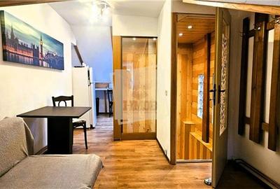 Apartament cu 3 camere semidecomandat, mobilat în Central